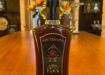 Những lưu ý khi chọn rượu thảo dược tặng Tết là gì?