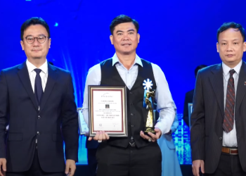 Rượu Thảo Dược Poker Tuấn - Thương hiệu Việt Nam xuất sắc 2022