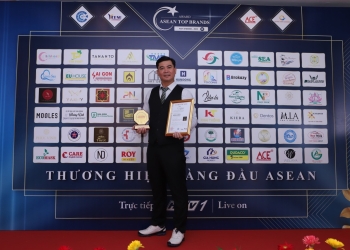 Đơn vị chuyên sản xuất và phân phối rượu thảo dược Poker Tuấn