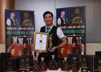 Poker Tuấn - Chuyên phân phối những loại rượu thảo dược tốt
